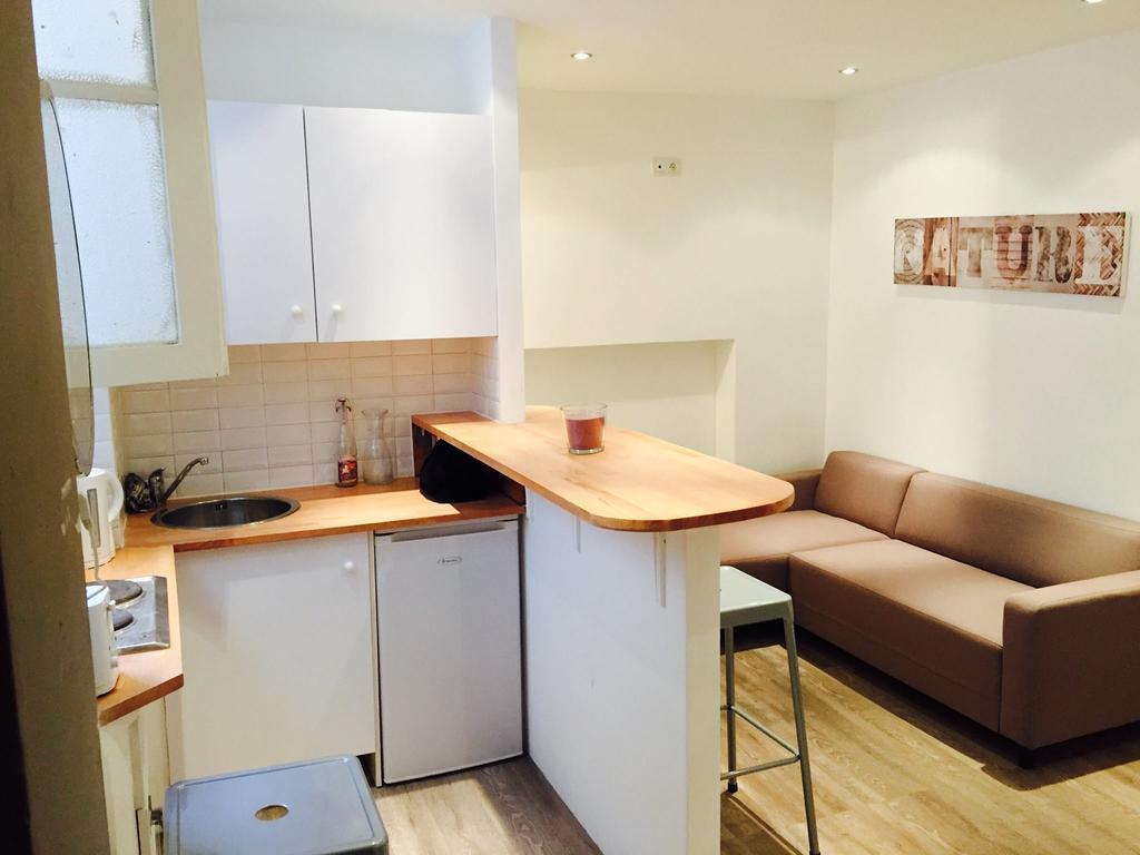 Petit Nid Douillet Apartment Cannes Room photo